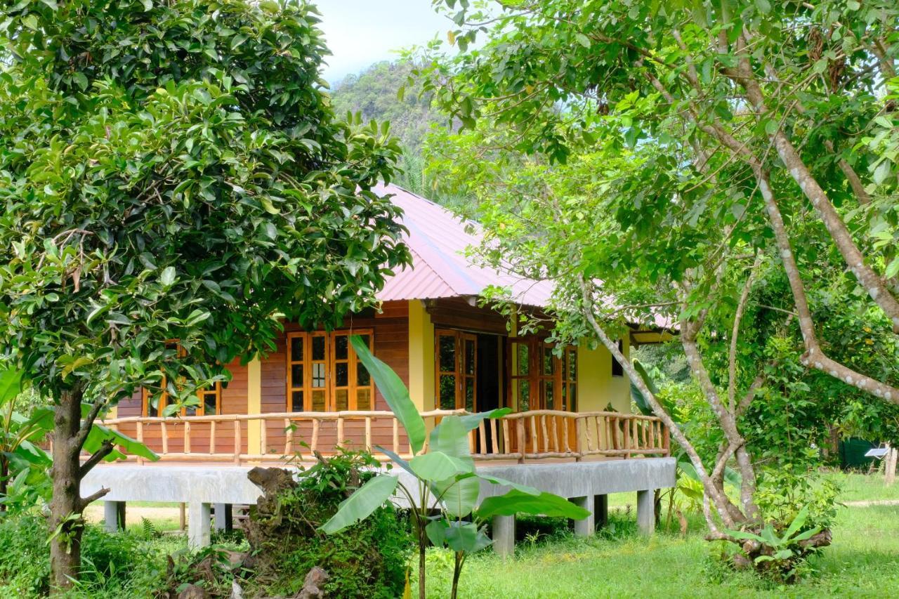 Monkey Mansion - Jungalows & Tours Khao Sok National Park المظهر الخارجي الصورة